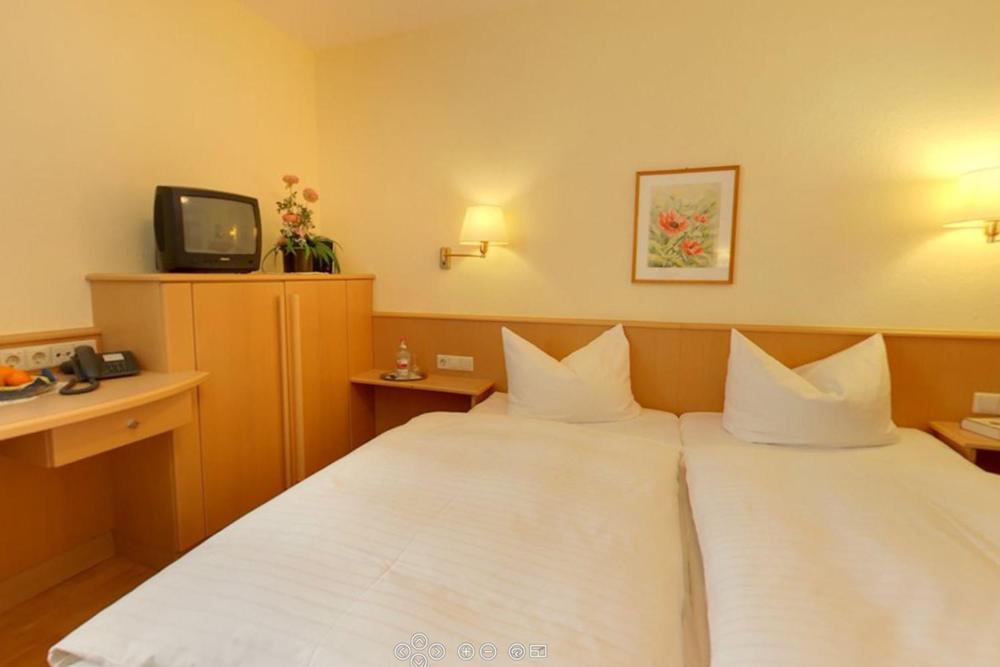 Messstetten Hotel Garni Grottental מראה חיצוני תמונה